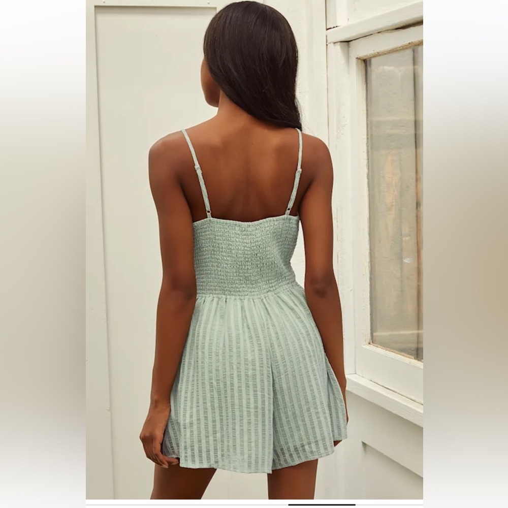LULUS Feel Inspired Sage Green Striped Sleeveless Romper size large size large - Picture 7 of 7